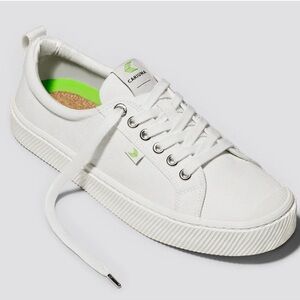 Cariuma Off-White Canvas OCA LOW Sneakers Womens Size 6